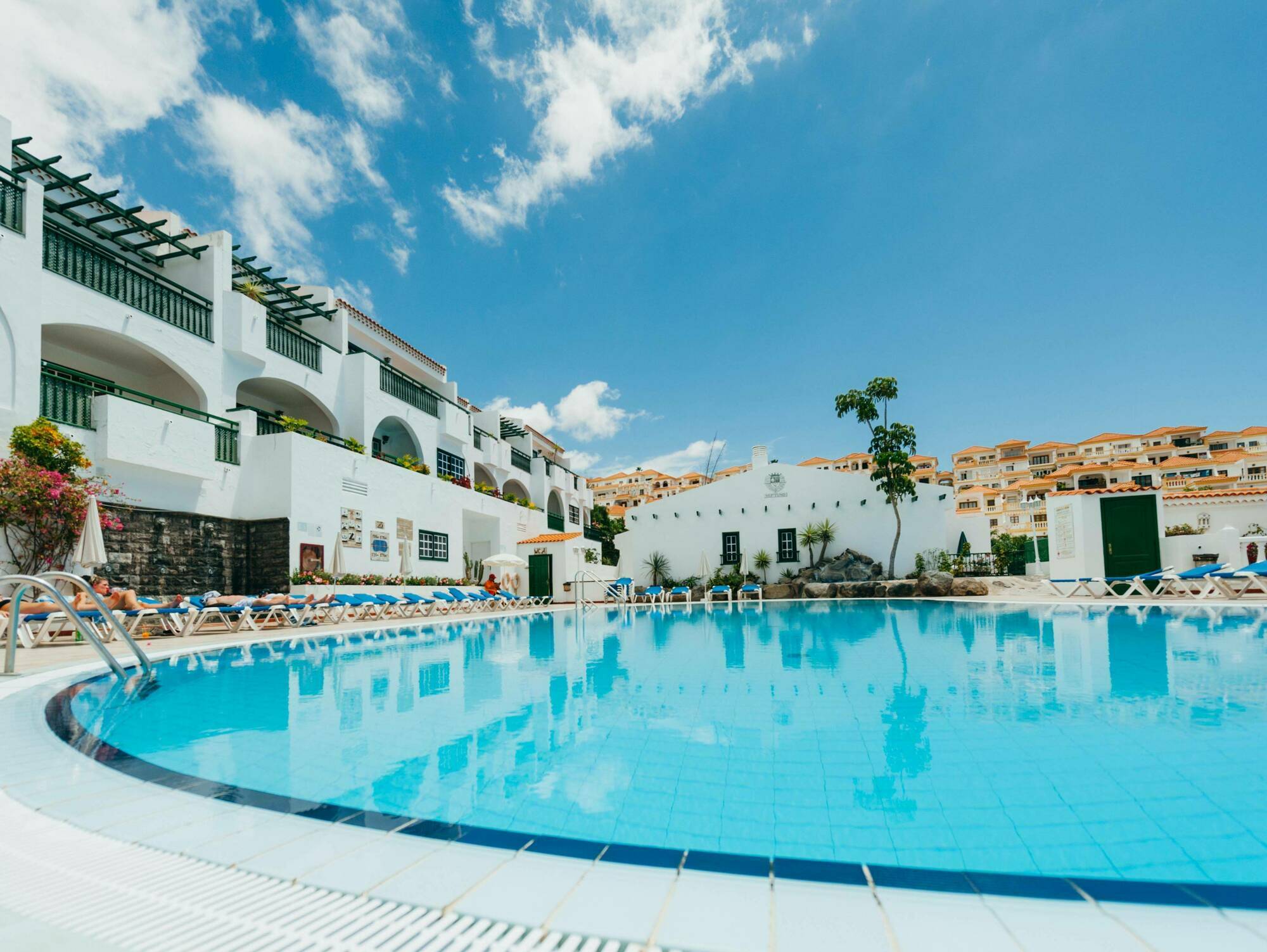 Residencial Neptuno Apartment Адехе Екстериор снимка